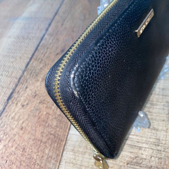 Ora Delphine Black pebbled Leather zip around Wallet - Picture 7 of 13